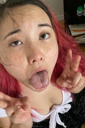 amateur pic Cute Asian webslut Lauren