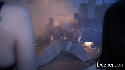Aggressive Double Penetration Behind Dumpster